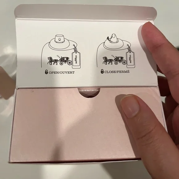 Coach perfume - Picture 2 of 9